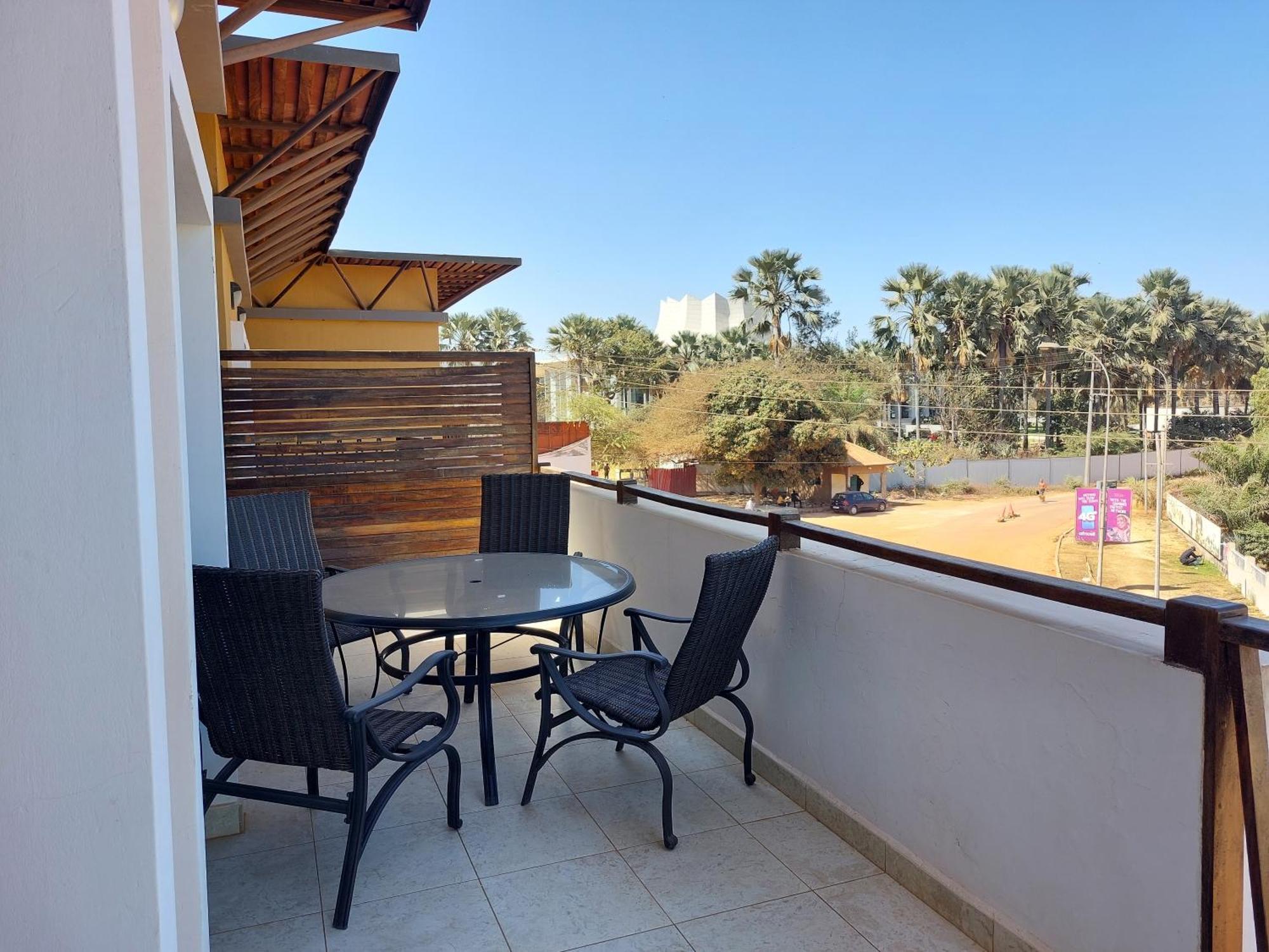 Forest View Apartments Kololi Exterior photo